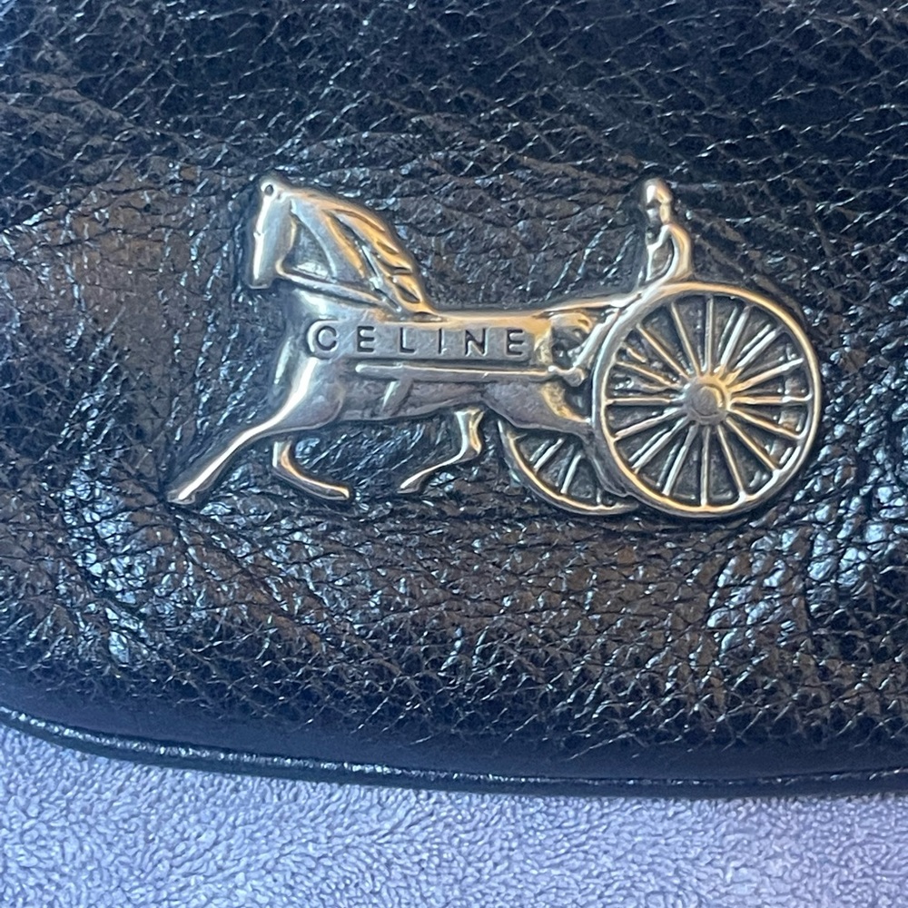💎Rare item Authenticated Celine horse and carriage leather coin purse 💎 - Picture 14 of 15